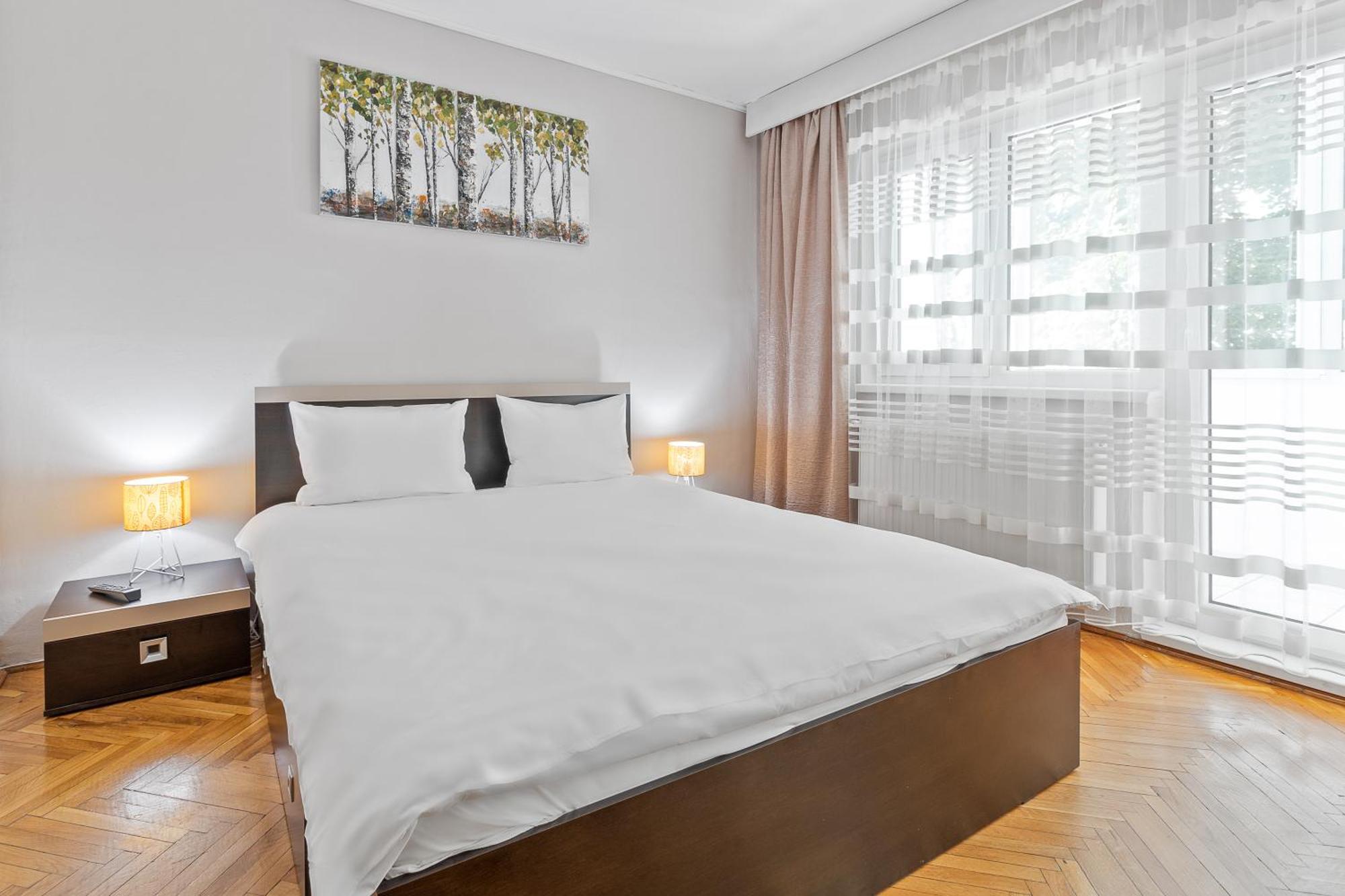 Apartament Helena 오라데아 외부 사진