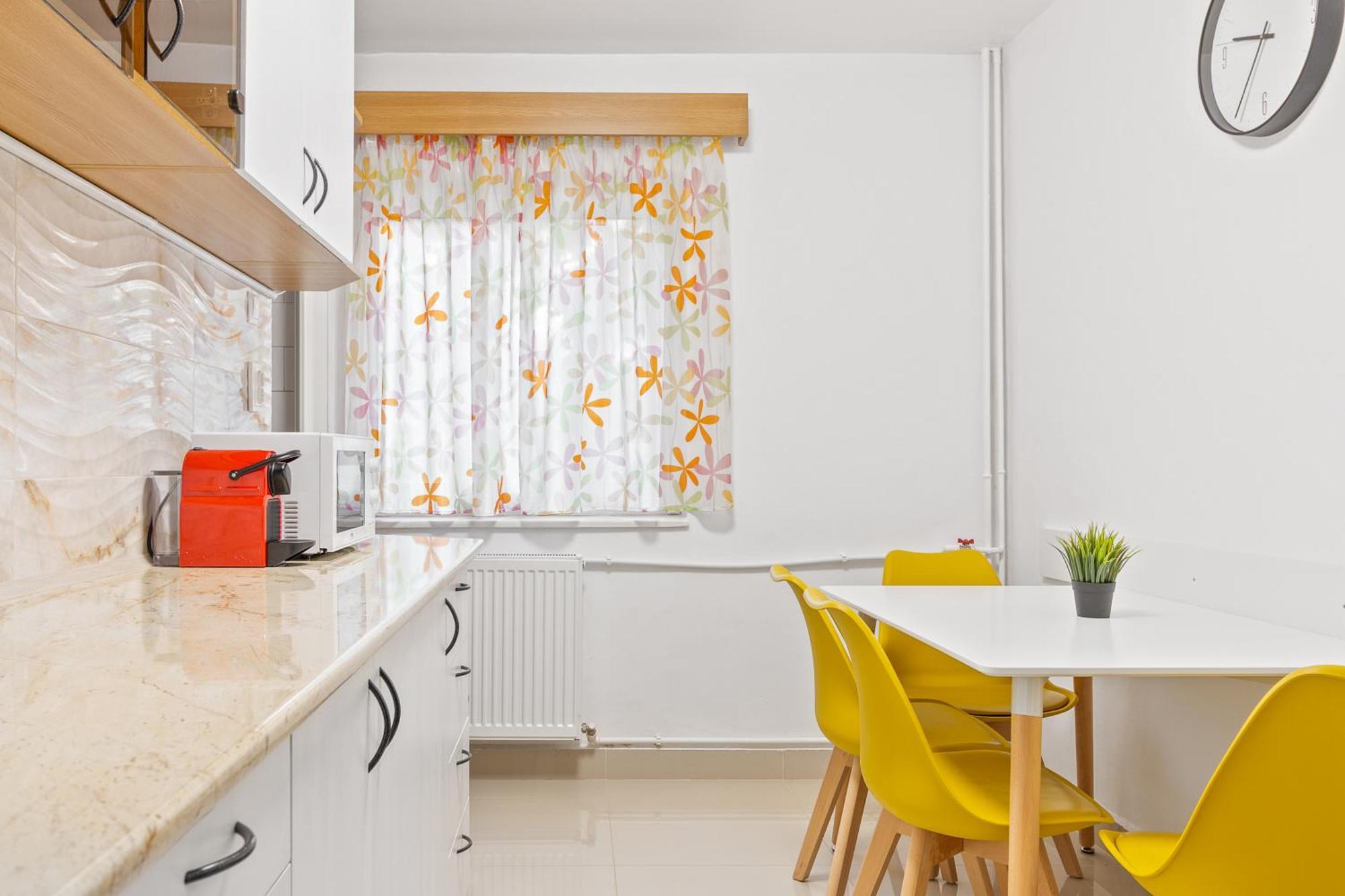 Apartament Helena 오라데아 외부 사진